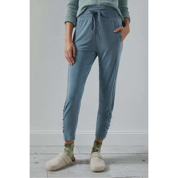 ANTHROPOLOGIE Blue Ruched Joggers Smocked Waist Pants Workout Petite Size LP NWT - Picture 4 of 10